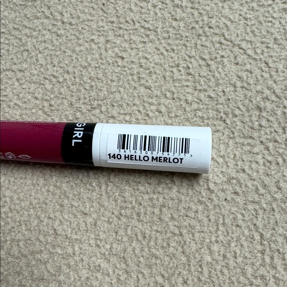 140 COVERGIRL Outlast Ultimatte One Step Liquid Lip‎ Color - Hello Merlot
